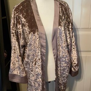 NWT Crushed Velvet Kimono